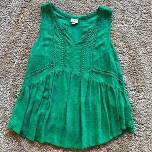 MERONA | Green Dotted Sleeveless Blouse size M